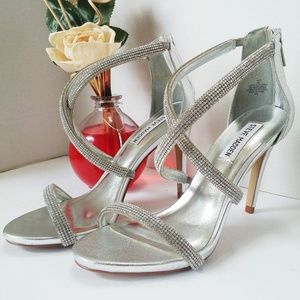 Steve Madden shoes/sandal, silver, size 8 M